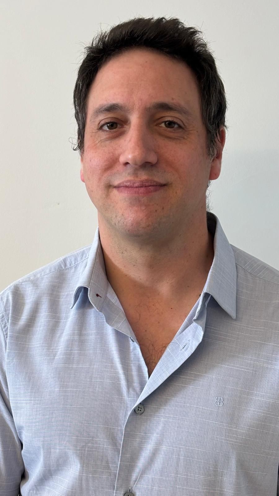 ד"ר דביר בן שבת אורטופד