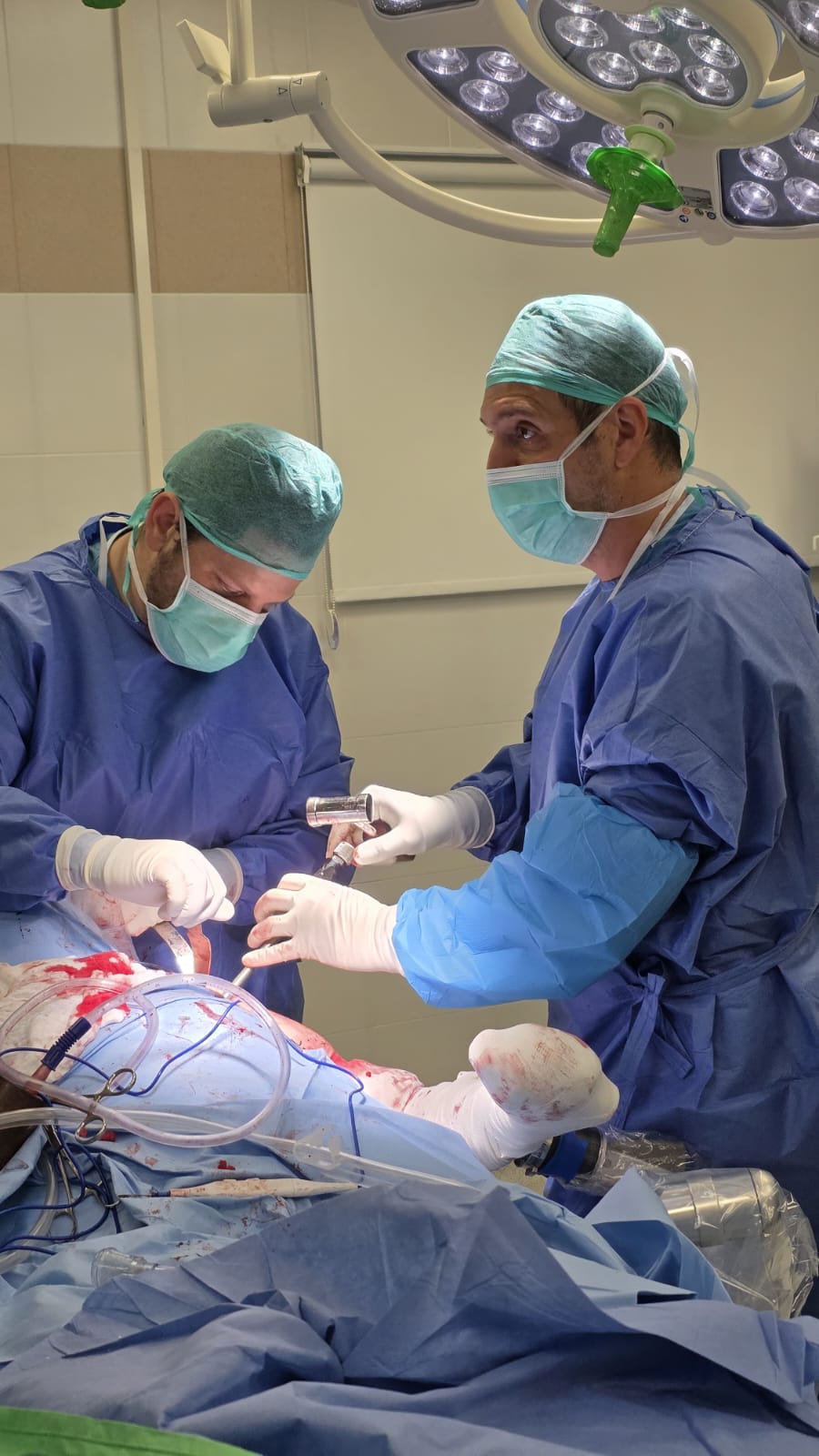 ד"ר דביר בן שבת אורתופד מומחה